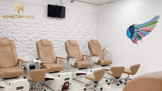 Vennetian Nails About Us